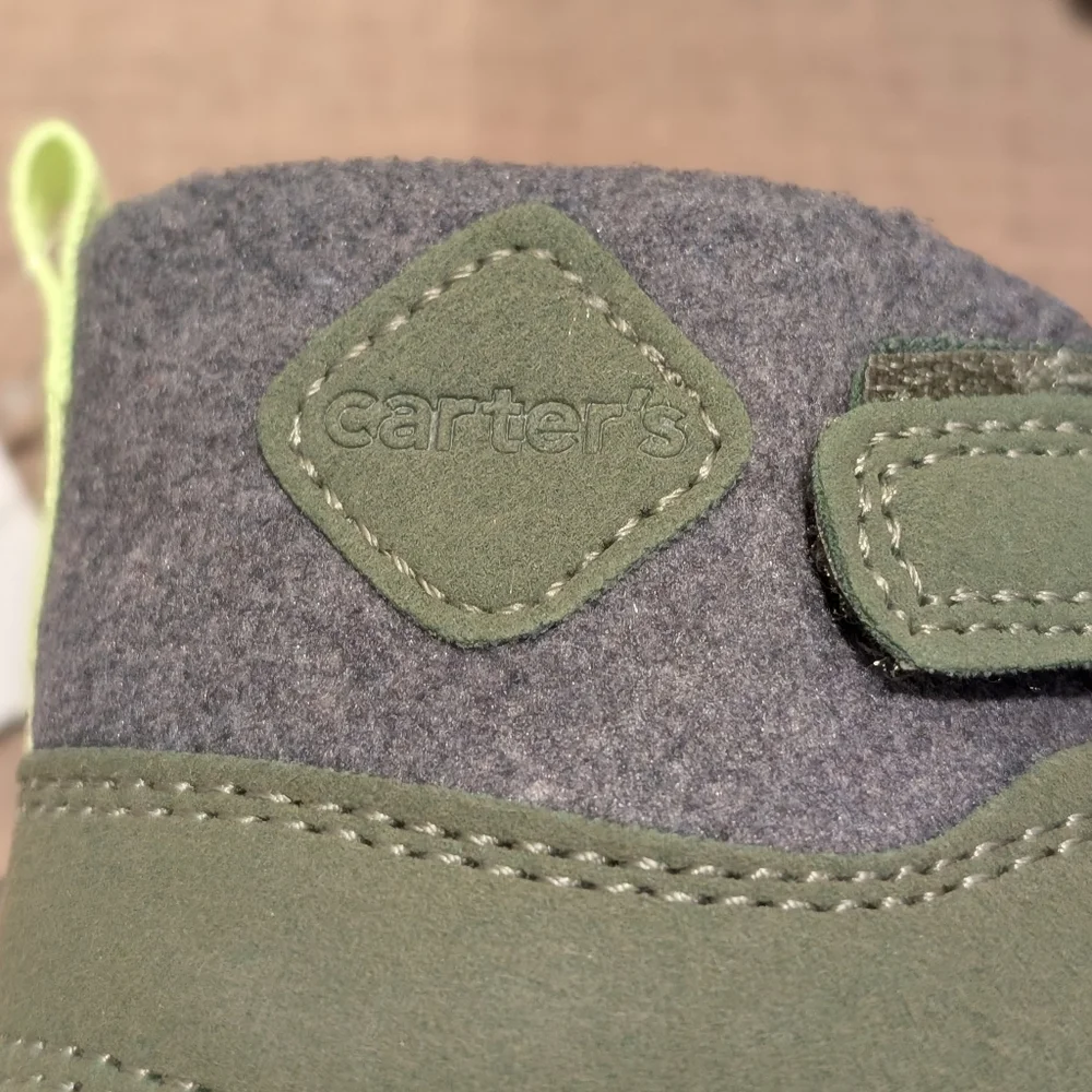 Carter’s Toddler Duck Boots Toddler Size 8 NO BOX